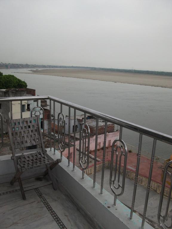 P G On Ganges Varanasi