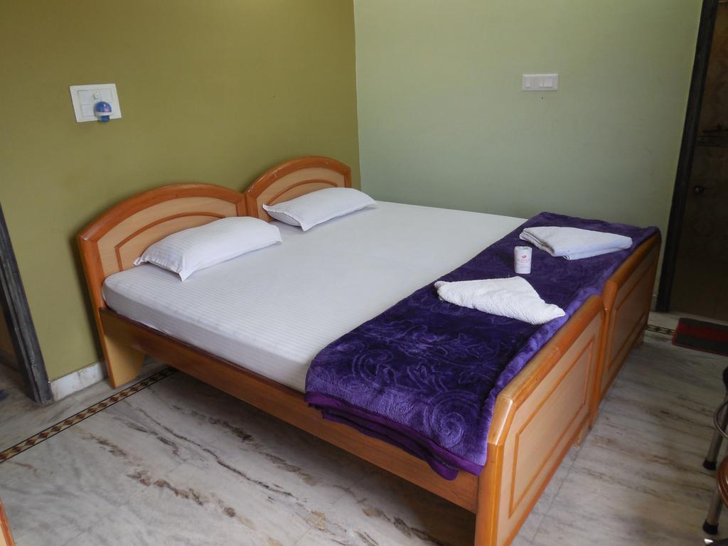 Guest house P G On Ganges Varanasi