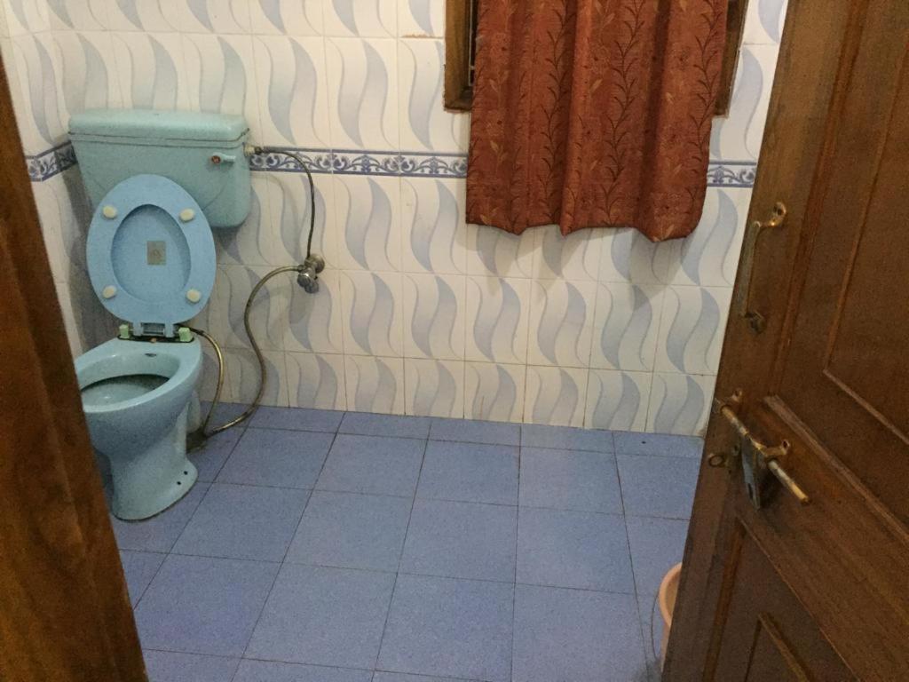 Guest house P G On Ganges Varanasi
